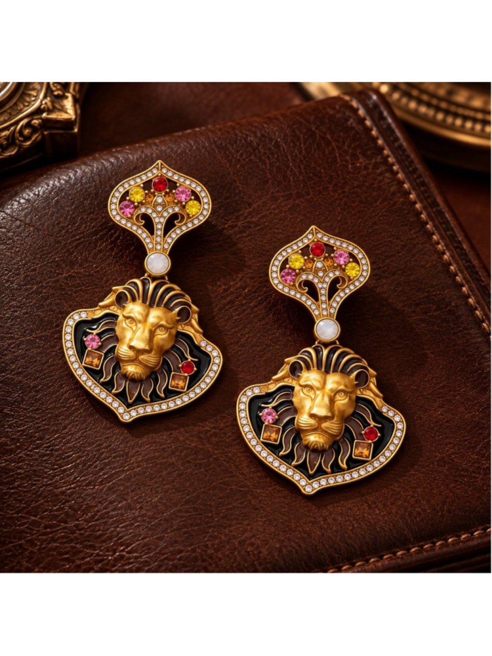Earrings Lion Museum Medieval Antique Crown Fleur De Lis Gold VTG Palace Court